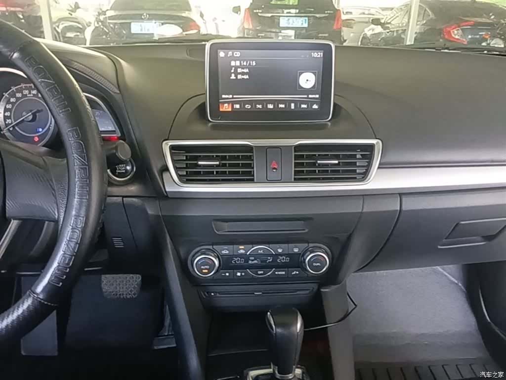 Mazda Mazda3, 2016 13