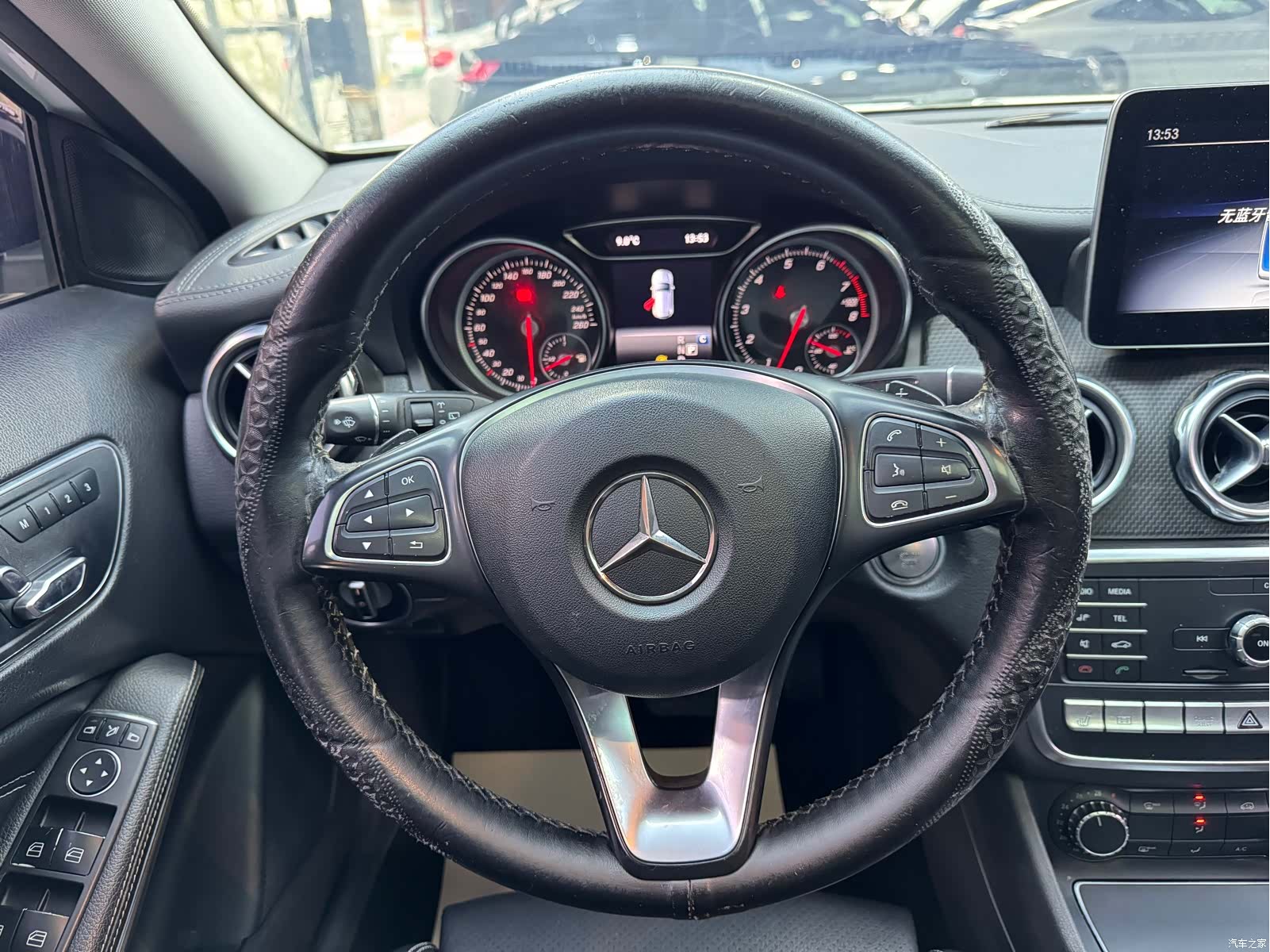 Mercedes-Benz GLA, 2019 11