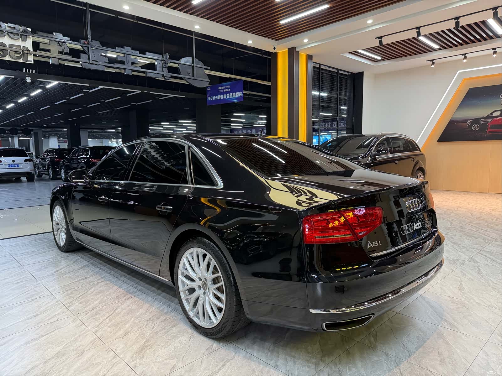 Audi A8L, 2013 6