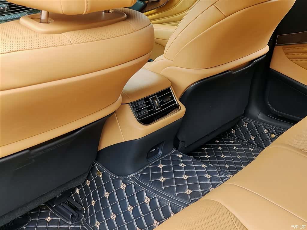 Lexus LS, 2021 9