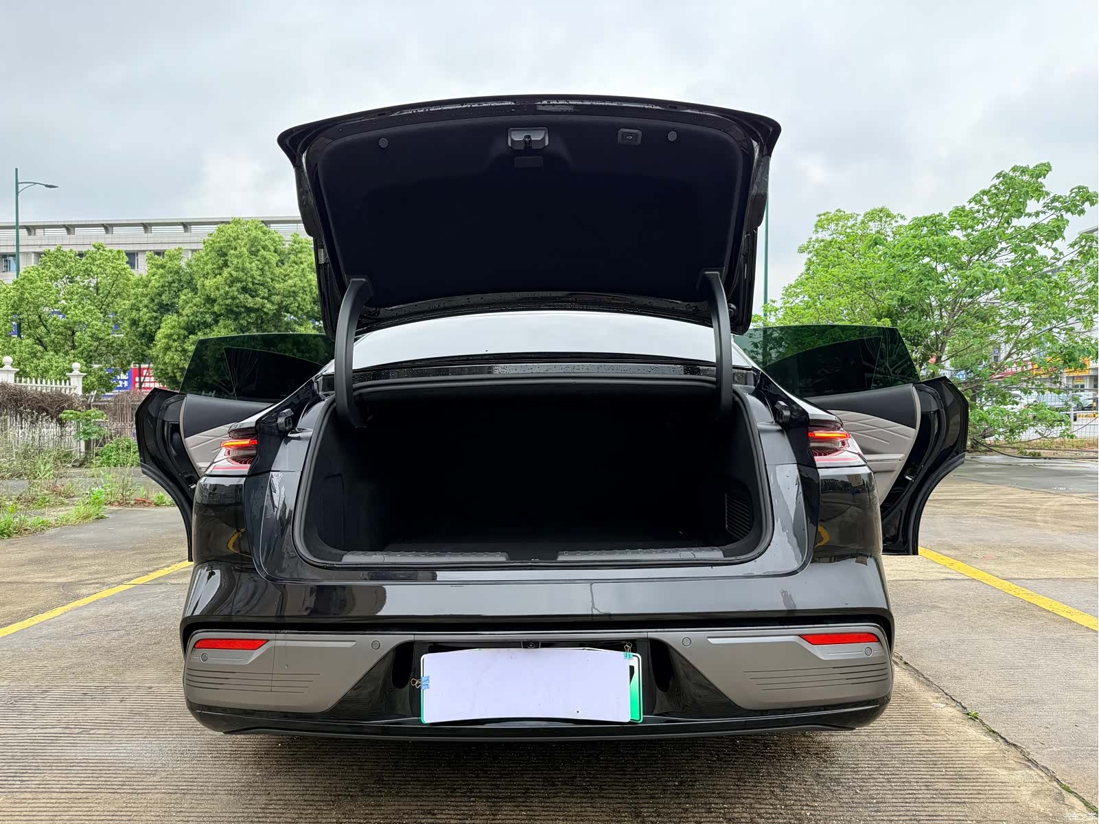 Geely 8, 2025 23