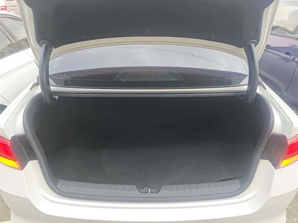Kia K5, 2018 19