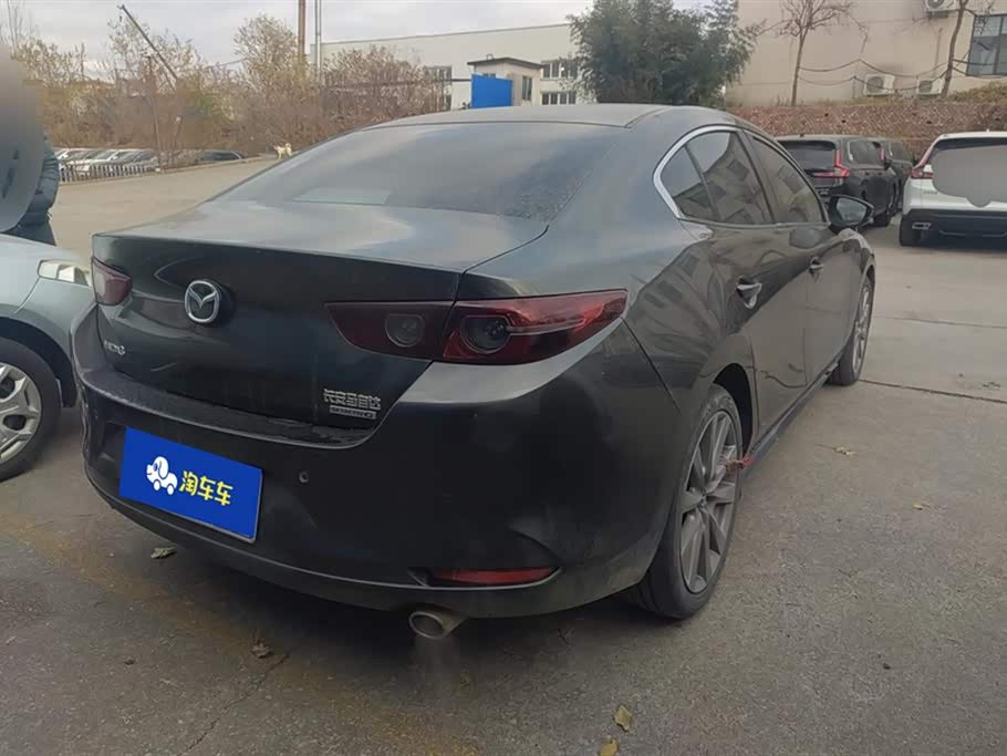 Mazda 3 Angkesaila