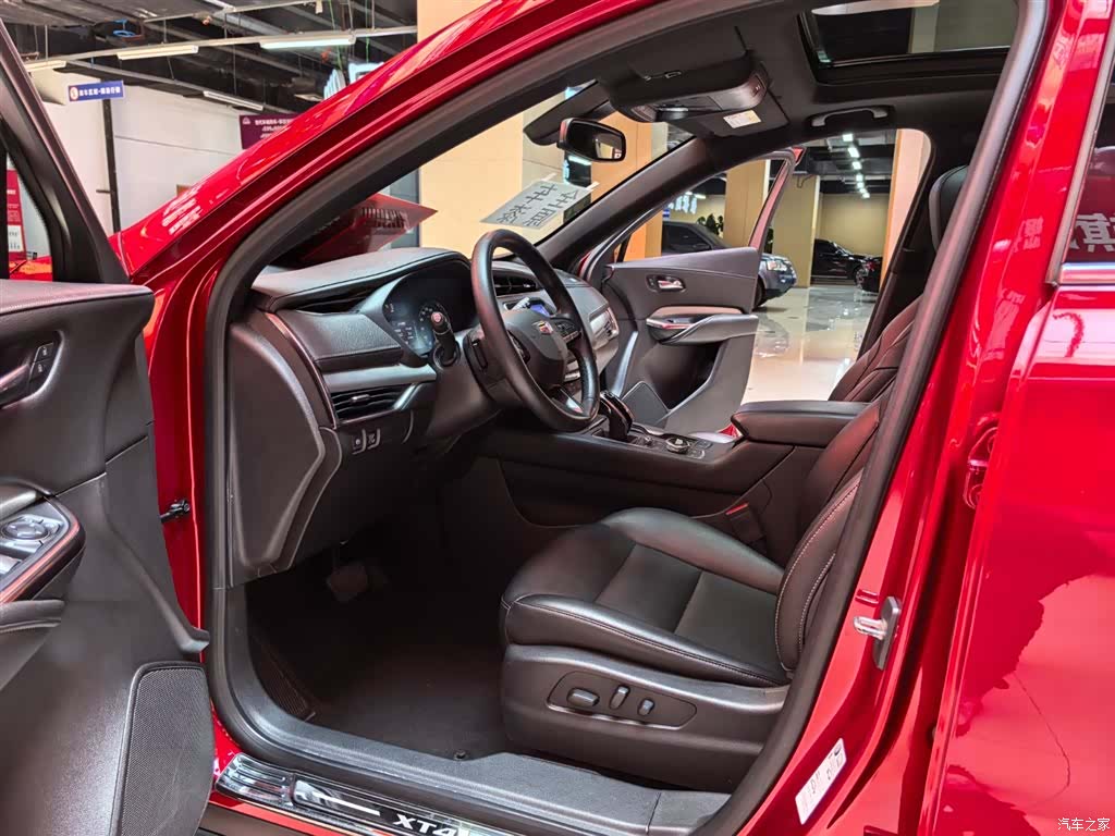 Cadillac XT4, 2021 все фото
