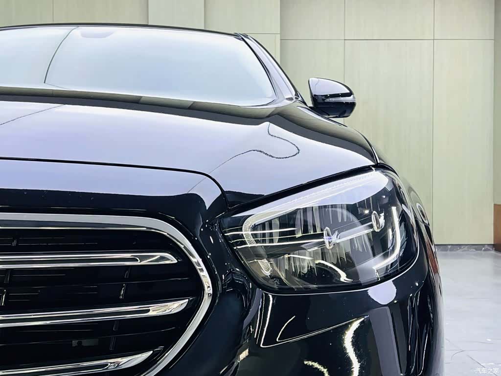 Mercedes-Benz E-Class, 2022 7
