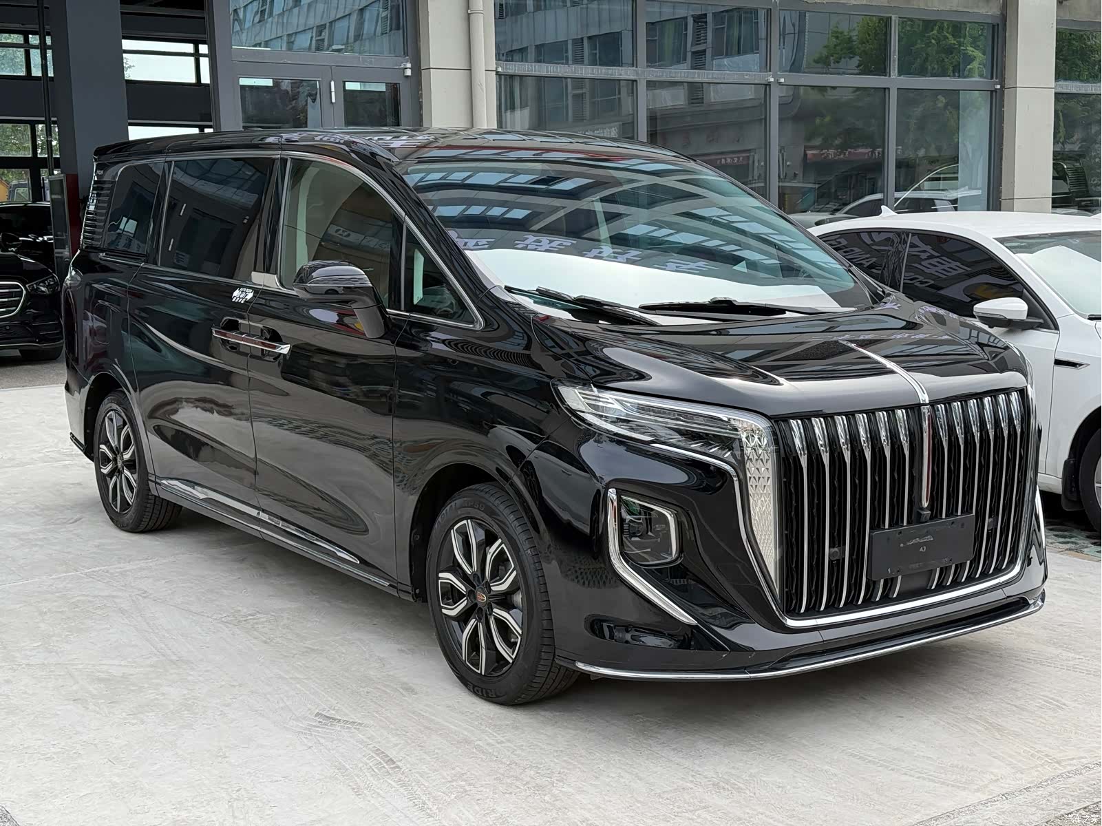 Hongqi HQ9, 2023 3