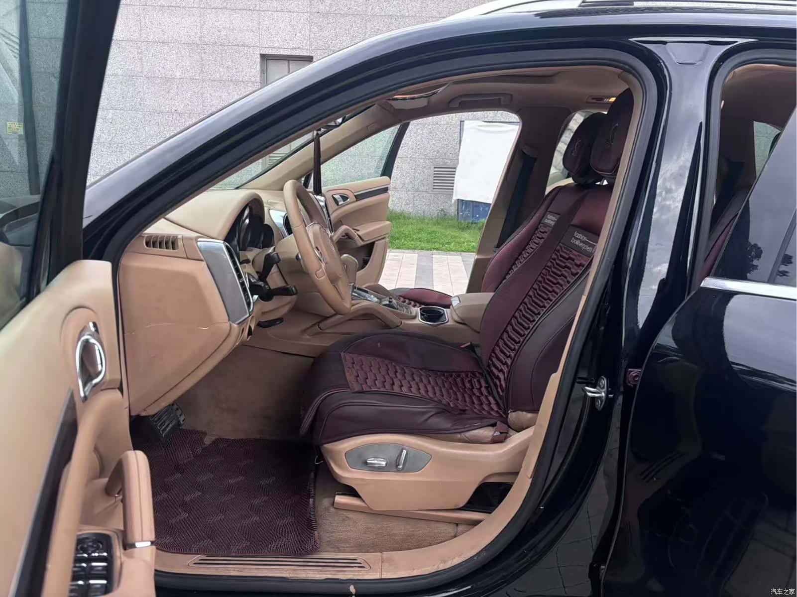 Porsche Cayenne, 2012 10