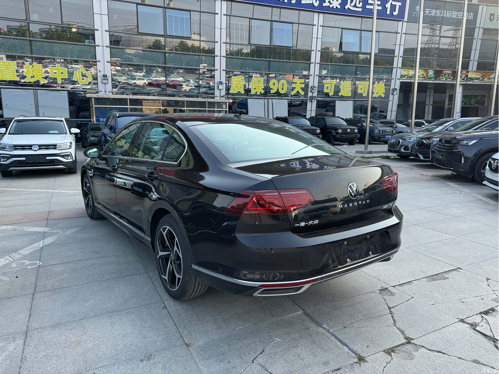 Volkswagen Magotan, 2026 12