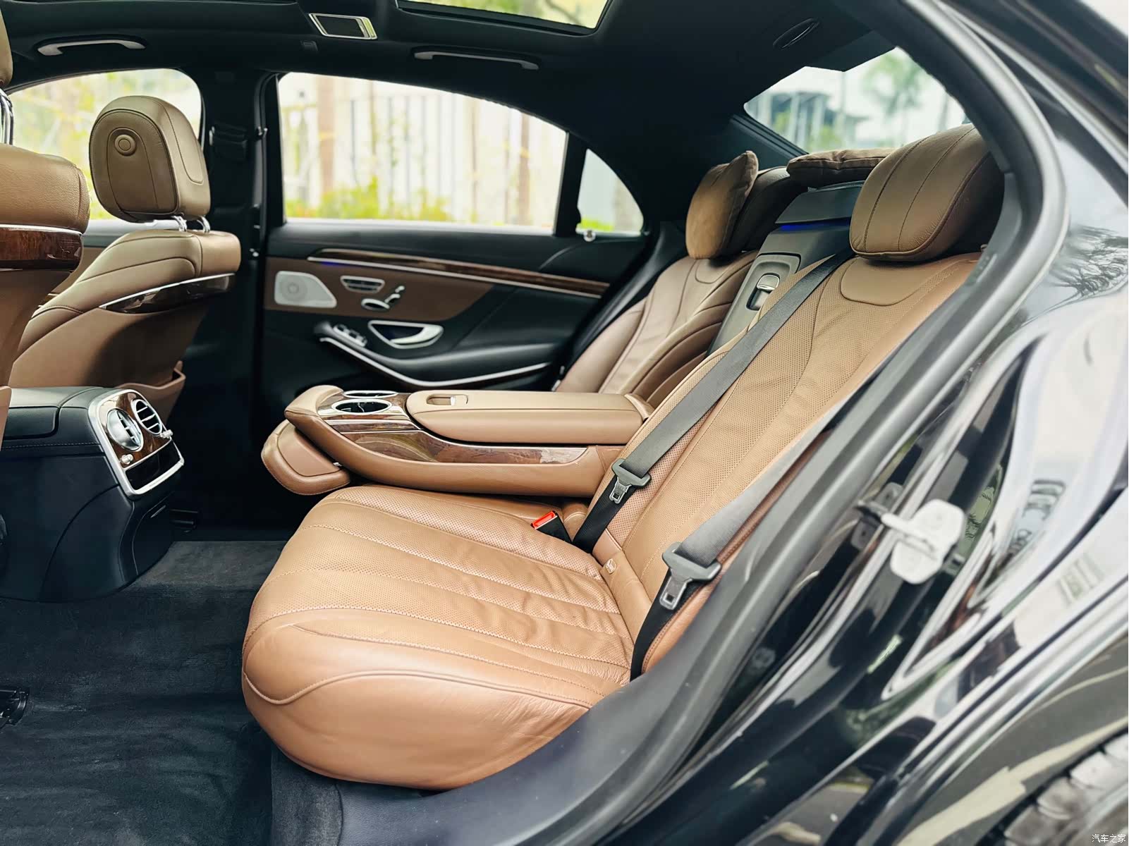 Mercedes-Benz S-Class, 2016 11