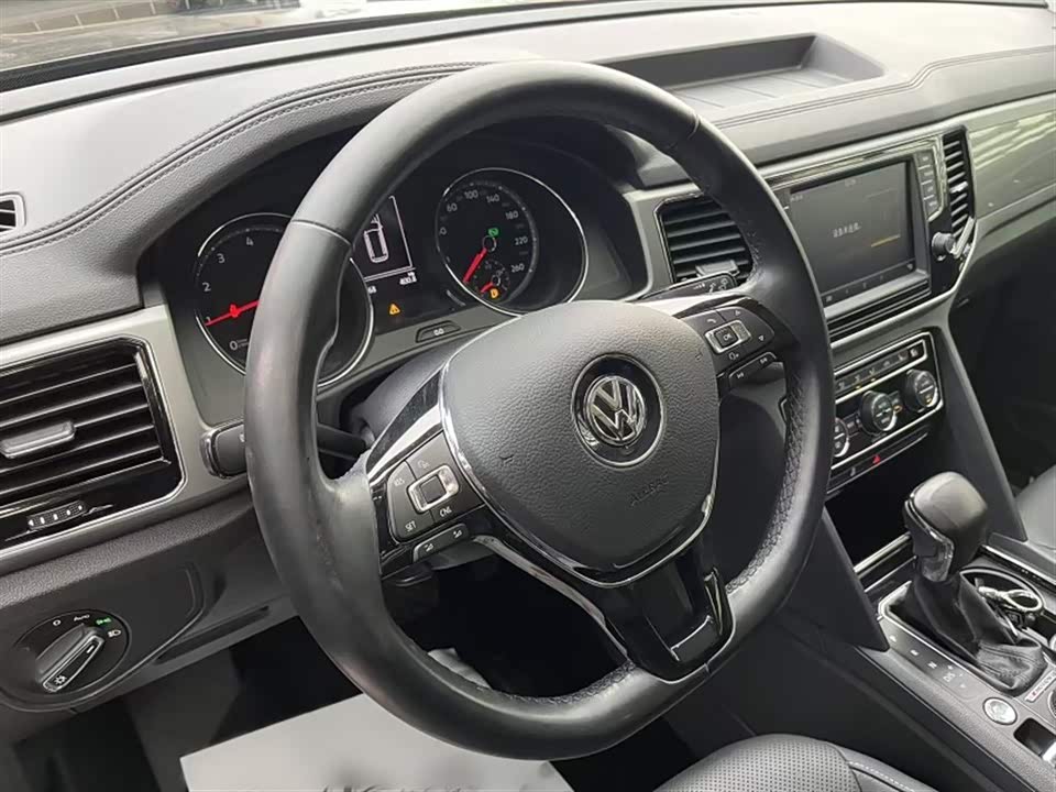 Volkswagen Tourang