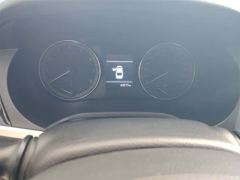 Hyundai GLS, 2017 11