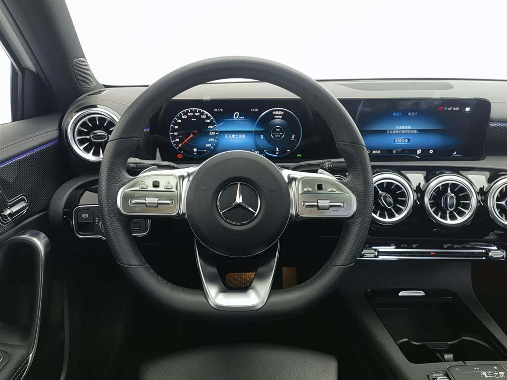 Mercedes-Benz A-Class, 2022 11
