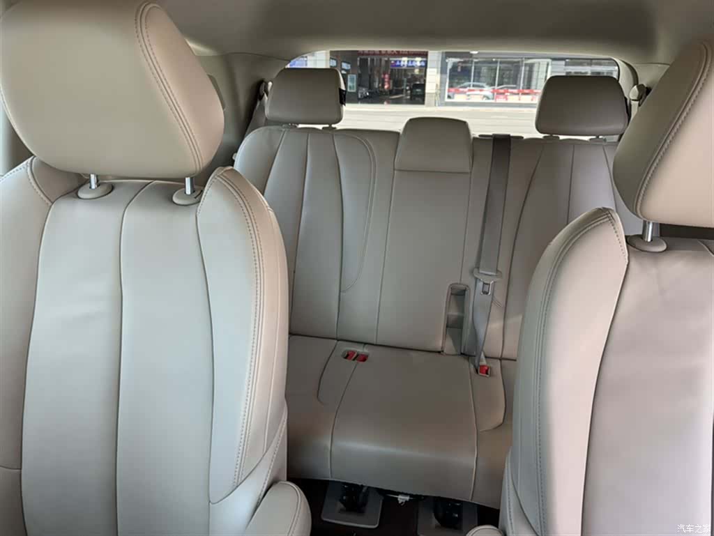 Buick GL8, 2019 14