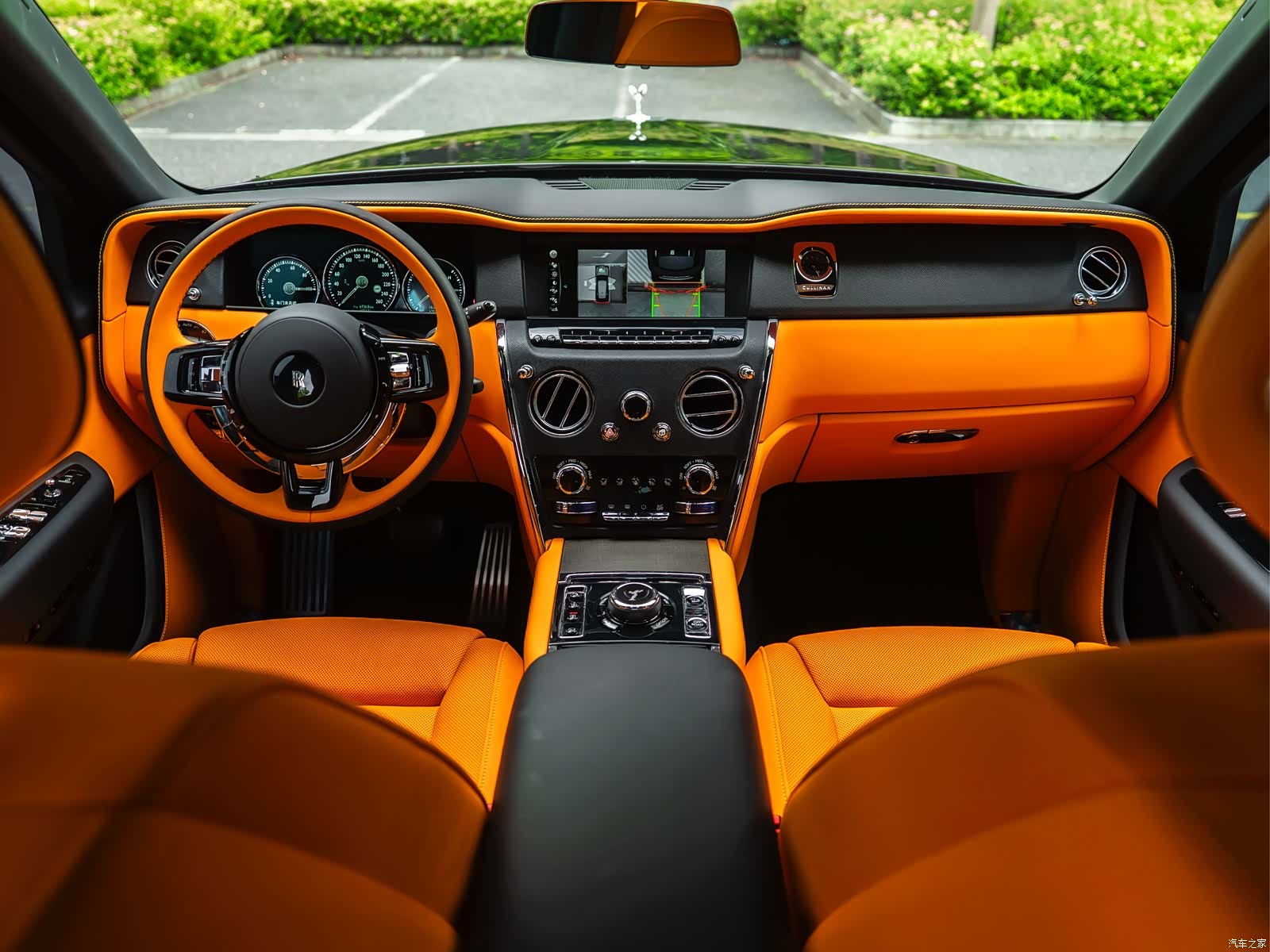Rolls-Royce Cullinan, 2023 10