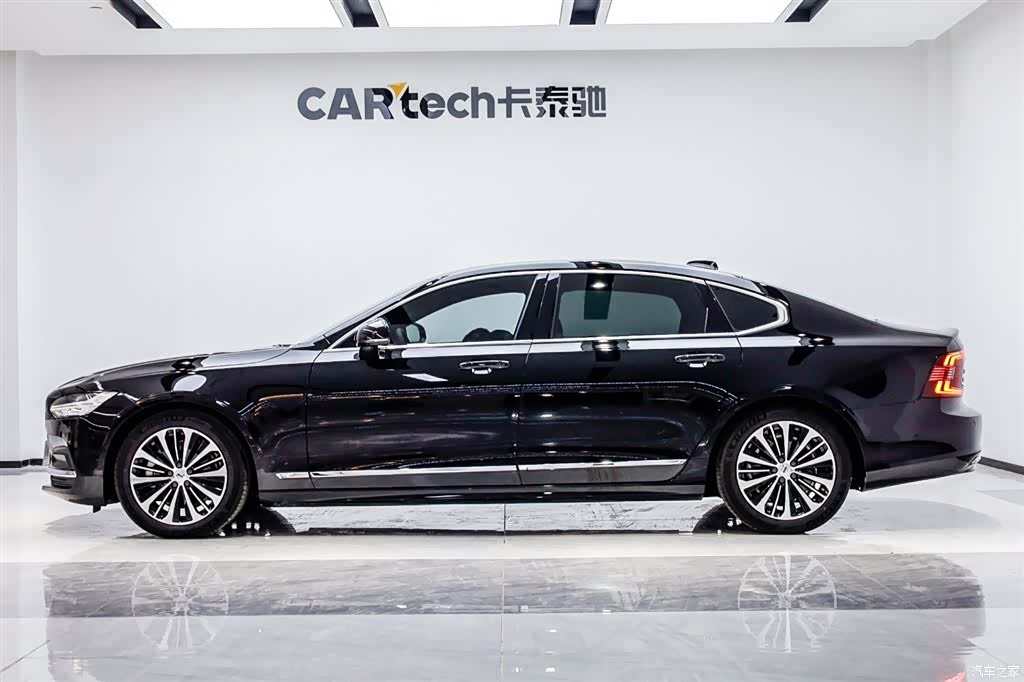Volvo S90, 2025 3