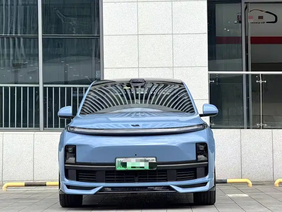Li Auto Ideal L8