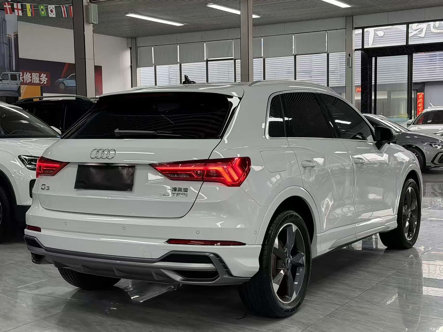 Audi Q3, 2022 12