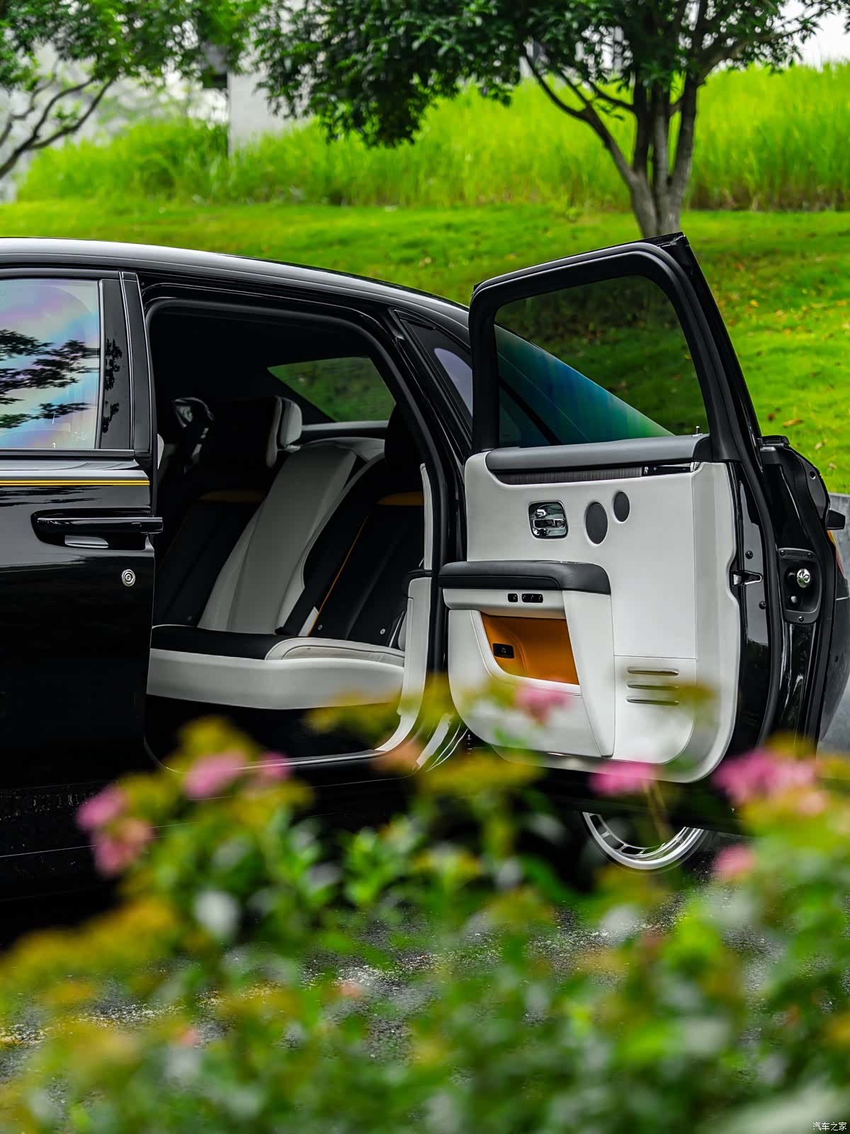 Rolls-Royce Ghost, 2021 14