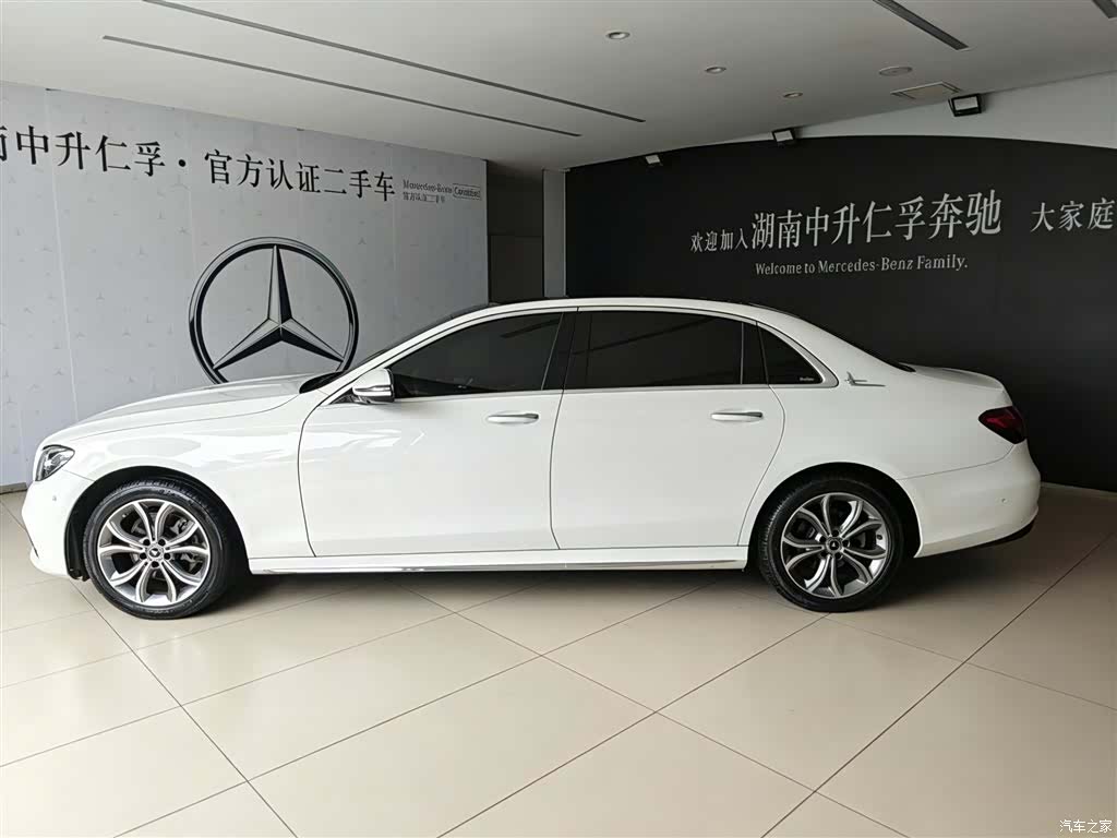 Mercedes-Benz E-Class, 2022 все фото