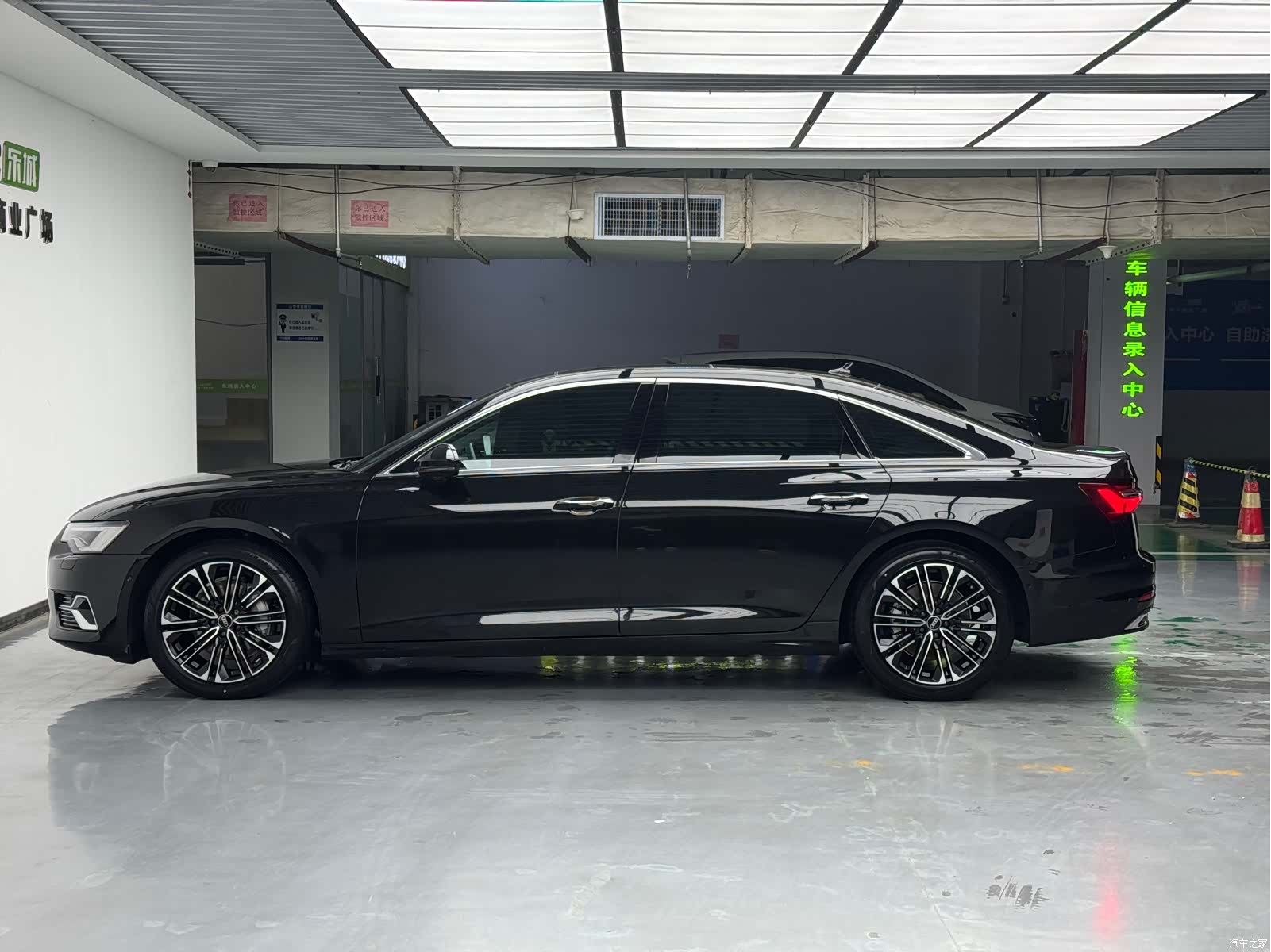 Audi A6L, 2023 7