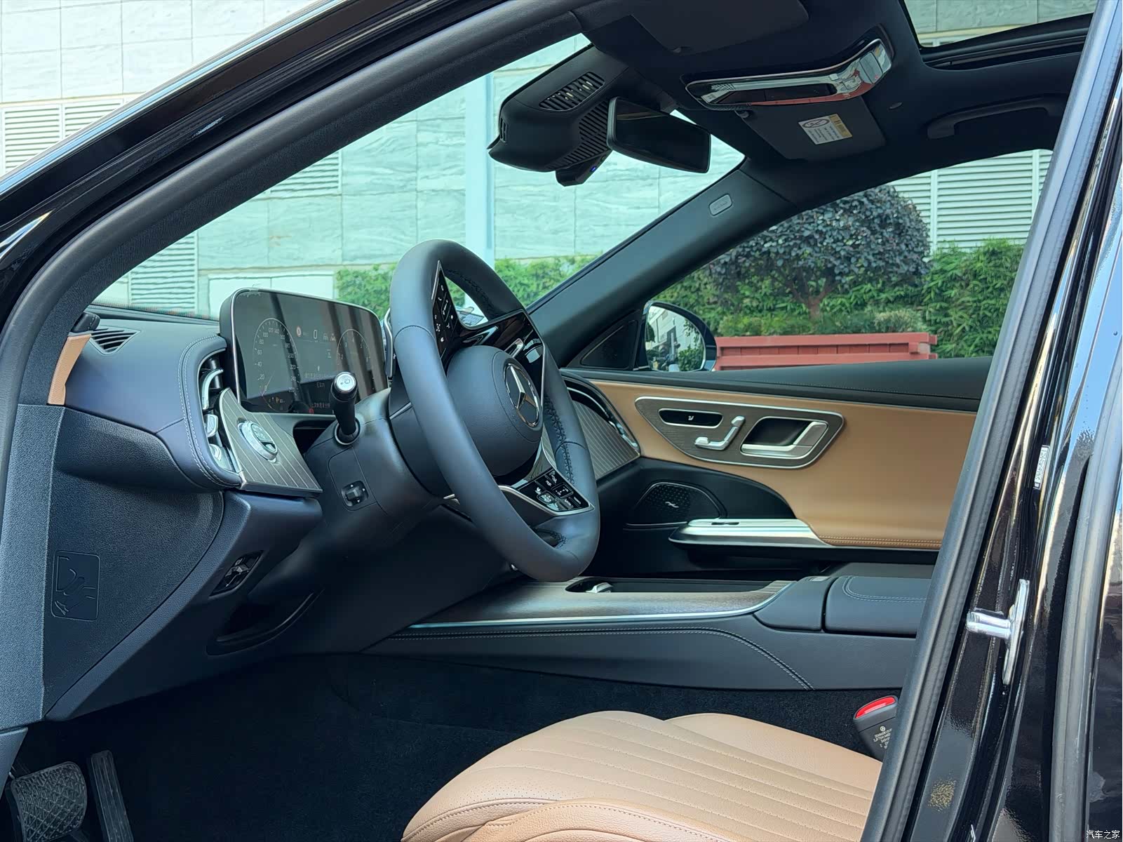 Mercedes-Benz E-Class, 2024 7