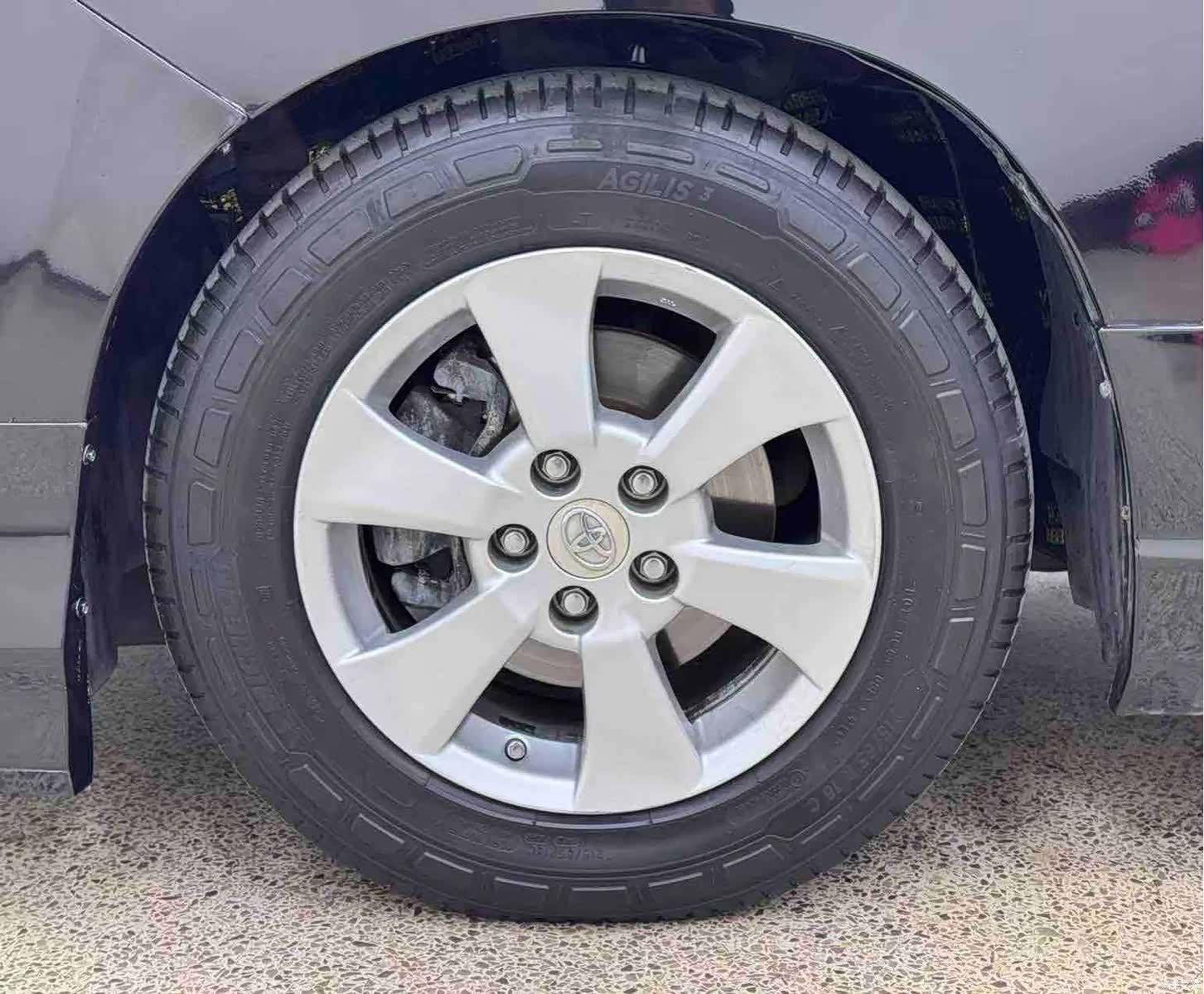 Toyota Alphard, 2012 4