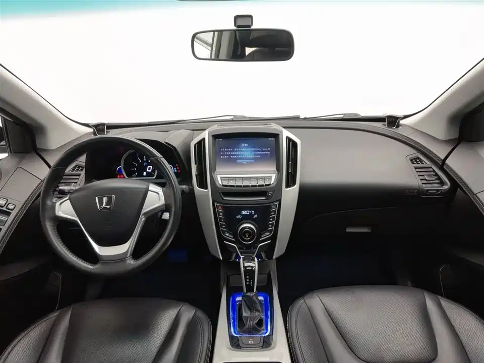 Luxgen Excellent 6 SUV