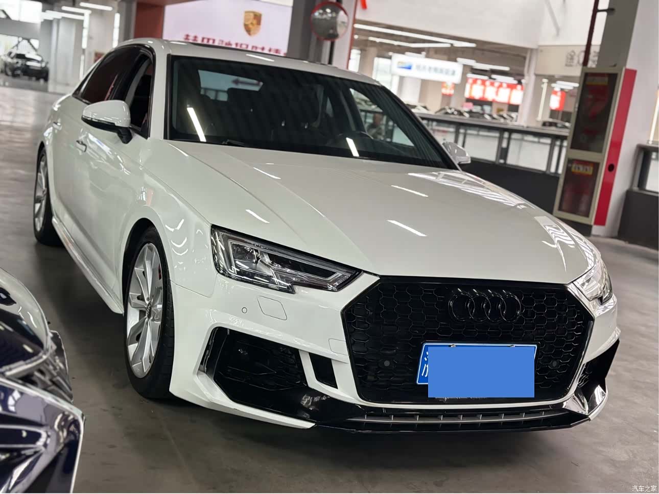 Audi A4L, 2018 3