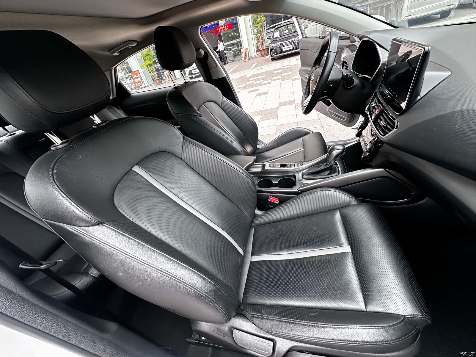 Hyundai Lafesta, 2019 8