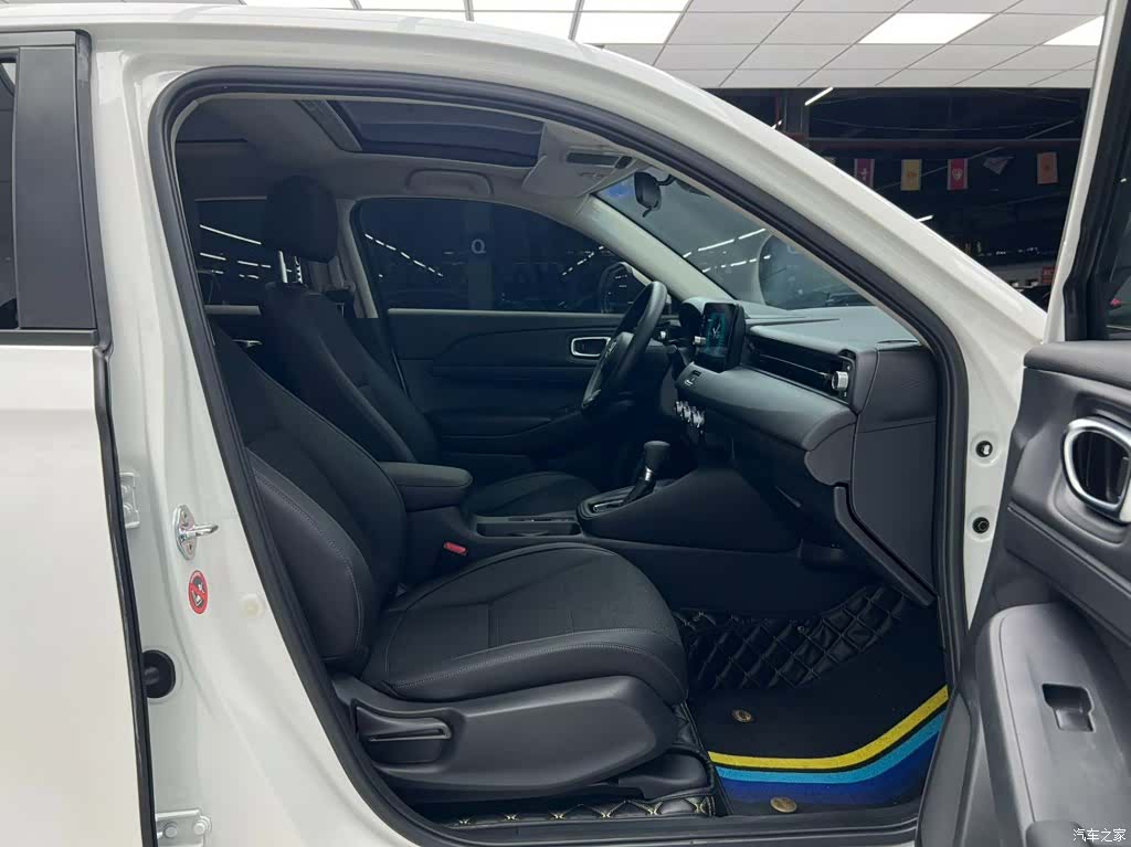 Honda Vezel, 2023 17