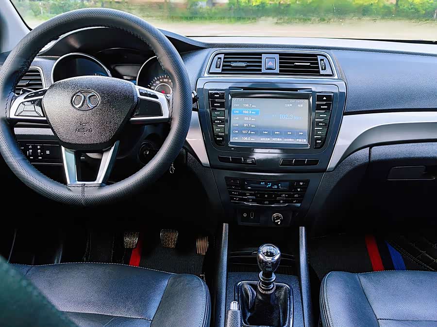 BAIC X65 2015, фото 19