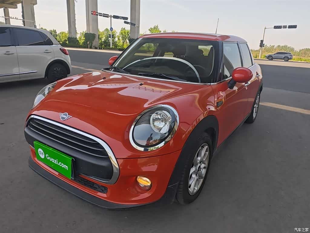 Mini ONE, 2019 1