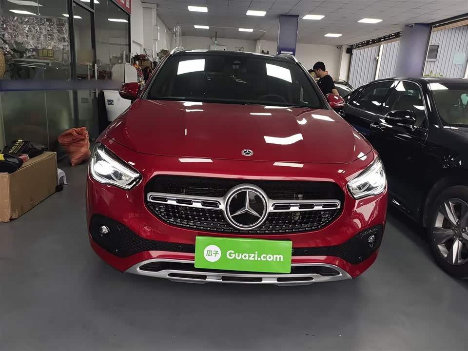 Mercedes-Benz GLA