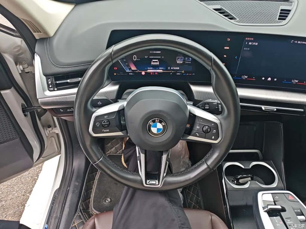 BMW X1, 2023 11