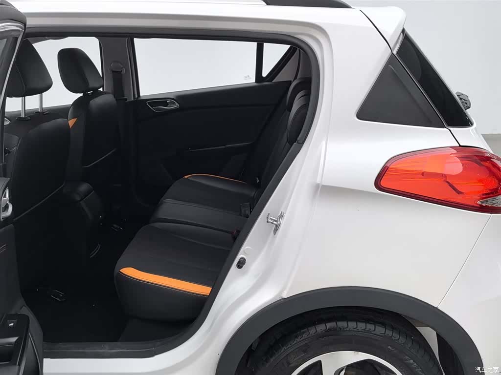 Wuling 310, 2018 15