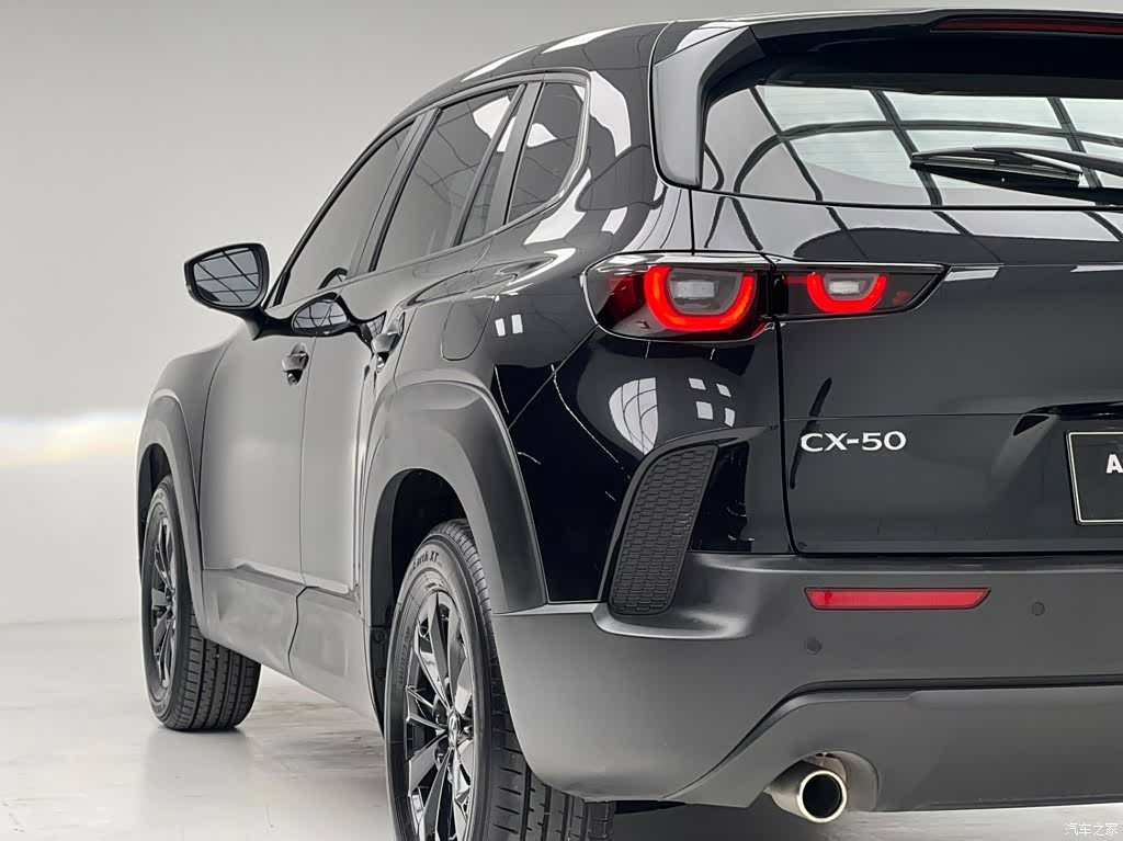 Mazda CX-50, 2023 10