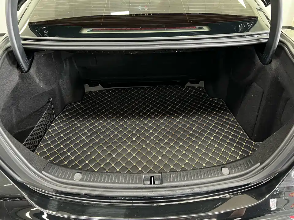 Mercedes-Benz E-class Mercedes-Benz E-class