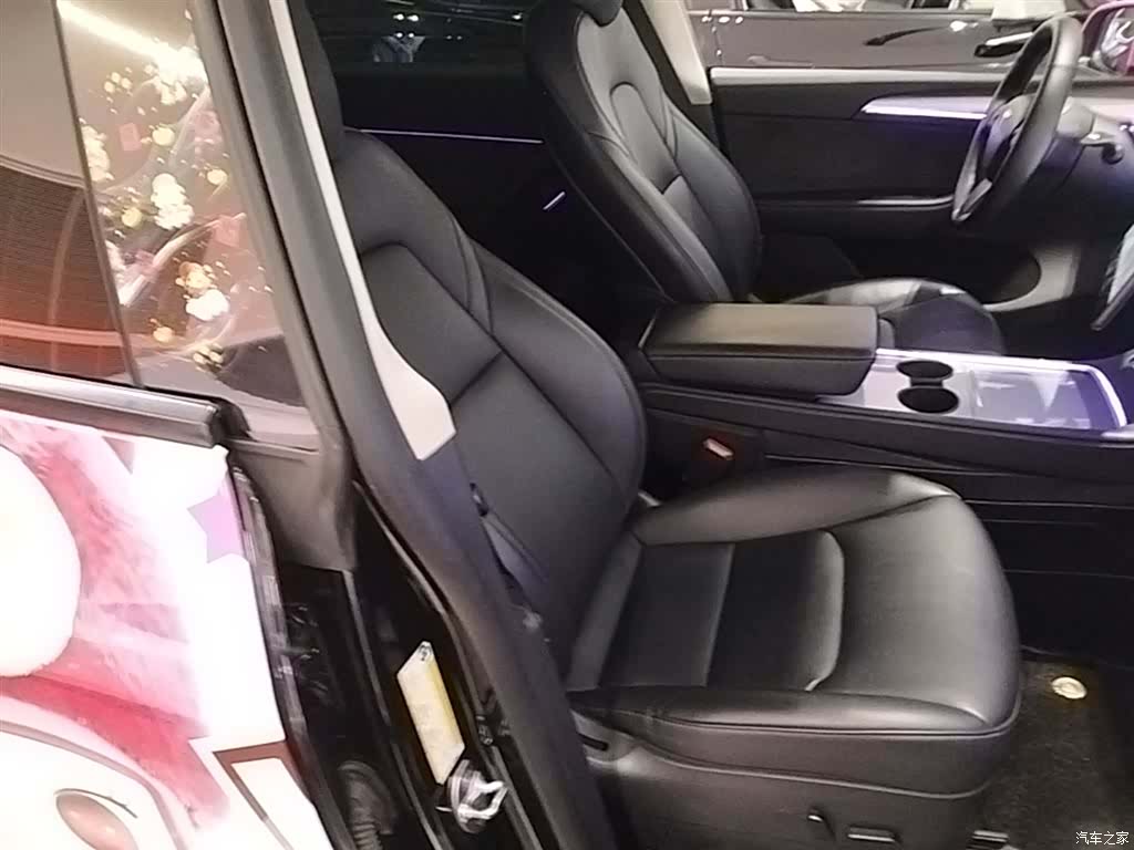 Tesla Model Y, 2021 25