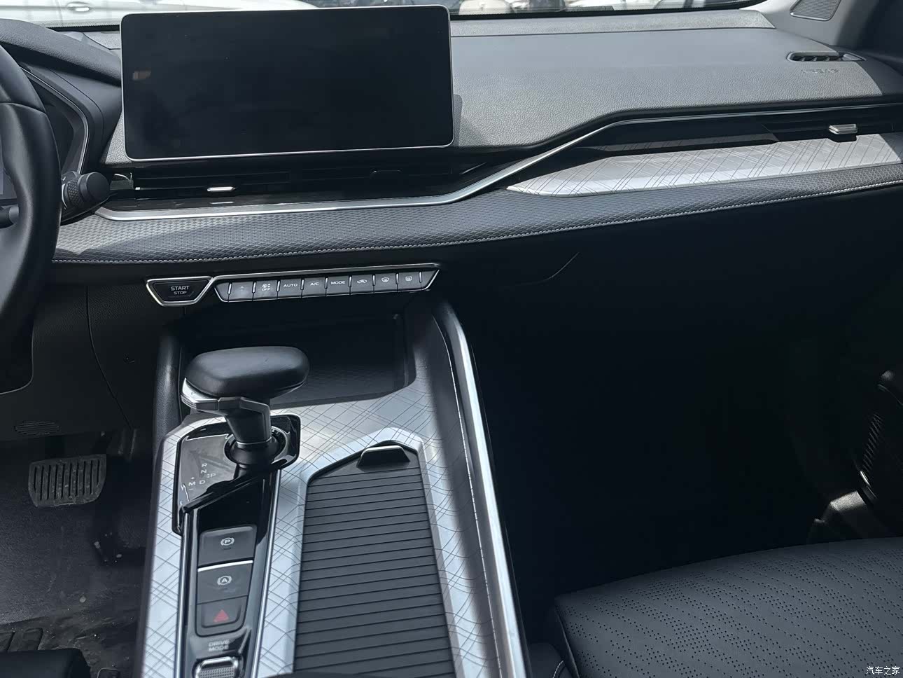 Geely Preface, 2022 10