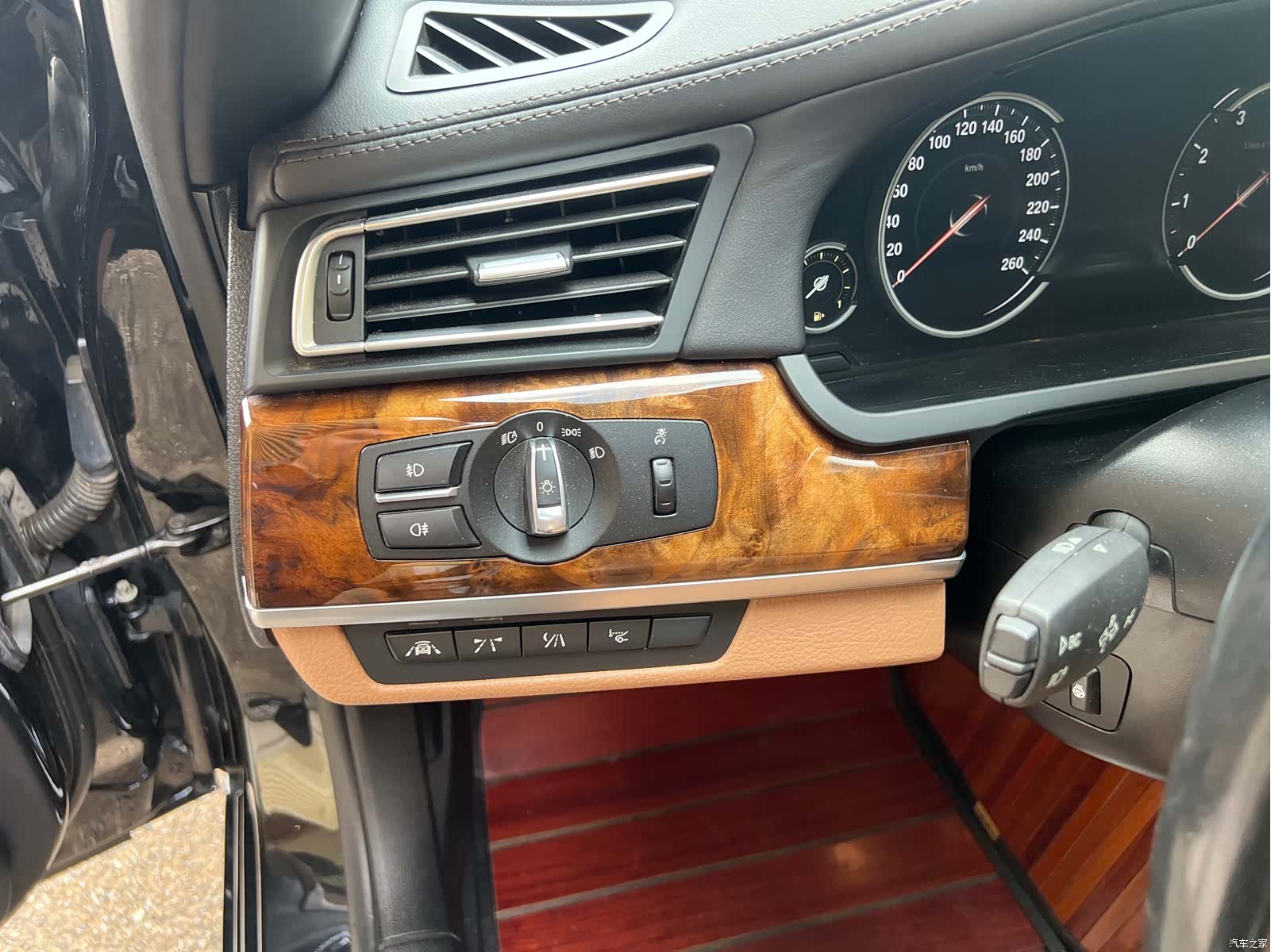 BMW 7 Series, 2014 11