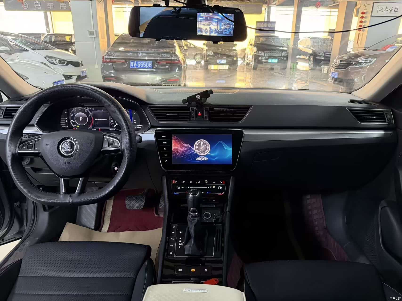 Skoda Superb, 2023 6