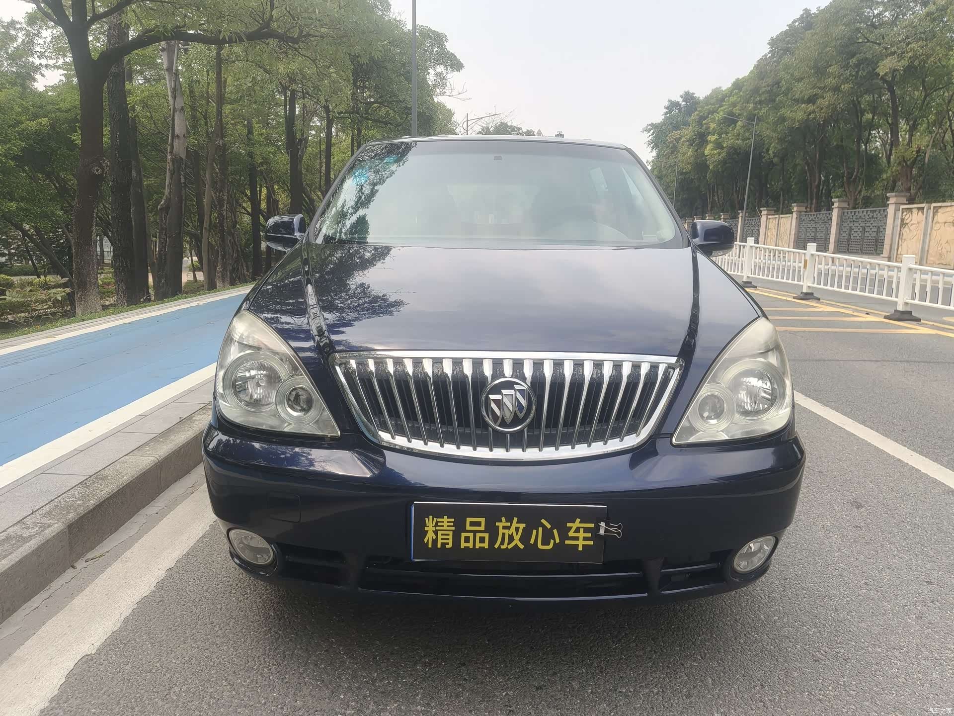 Buick GL8, 2014 1