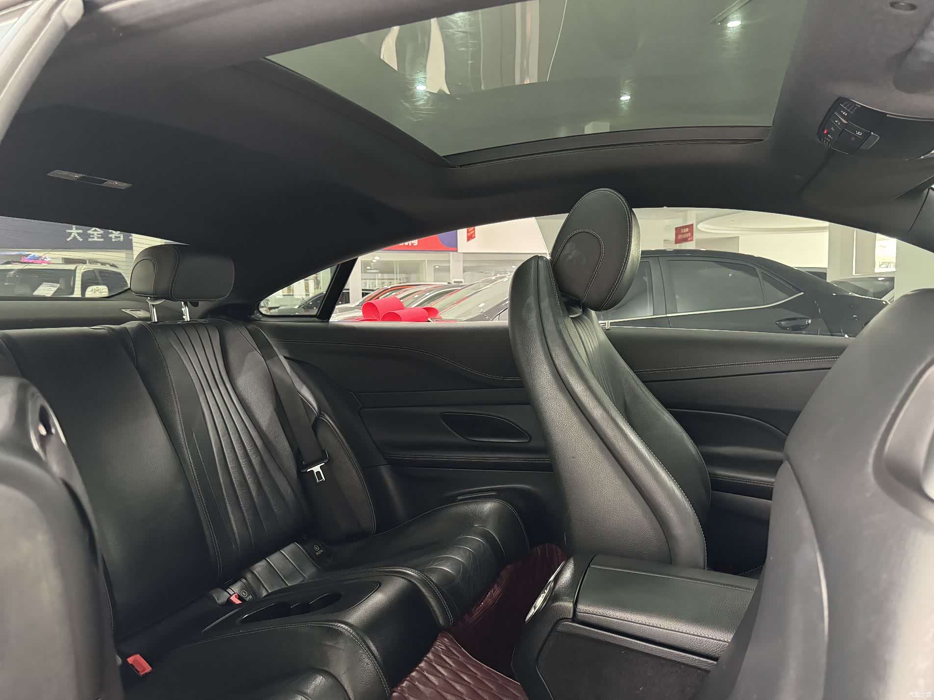 Mercedes-Benz E-Class, 2019 10