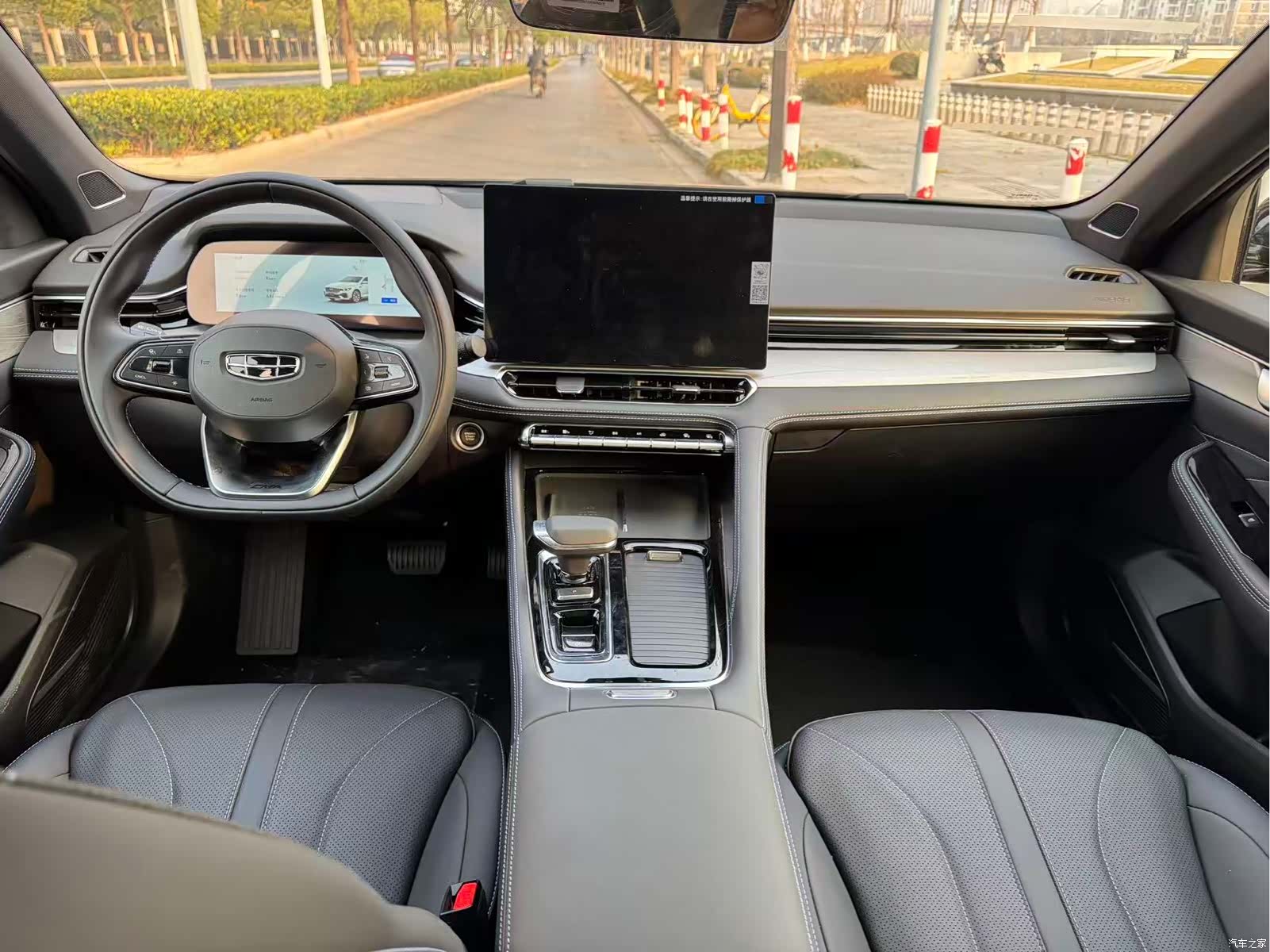 Geely Preface, 2026 11