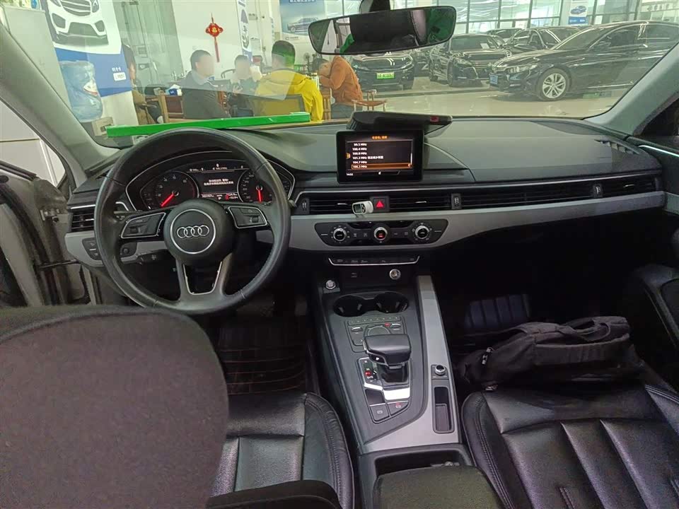 Audi A4L