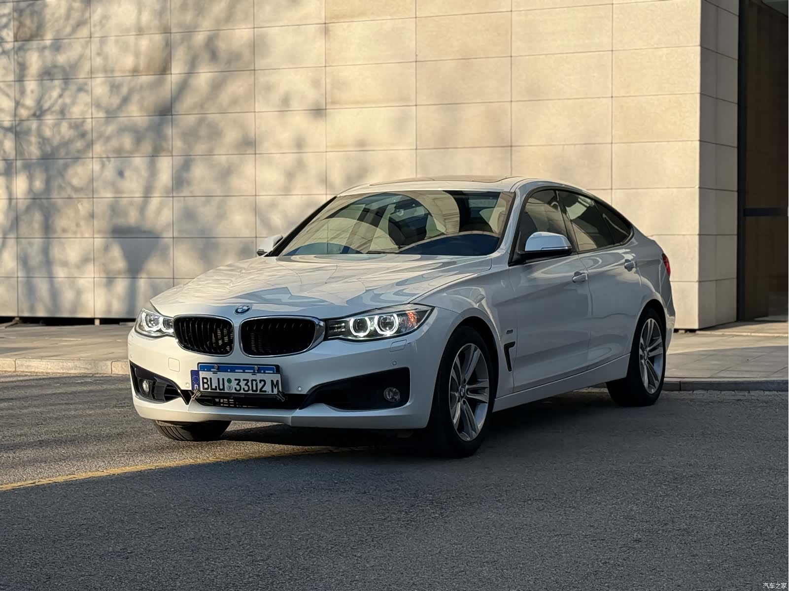 BMW 3 Series, 2015 1