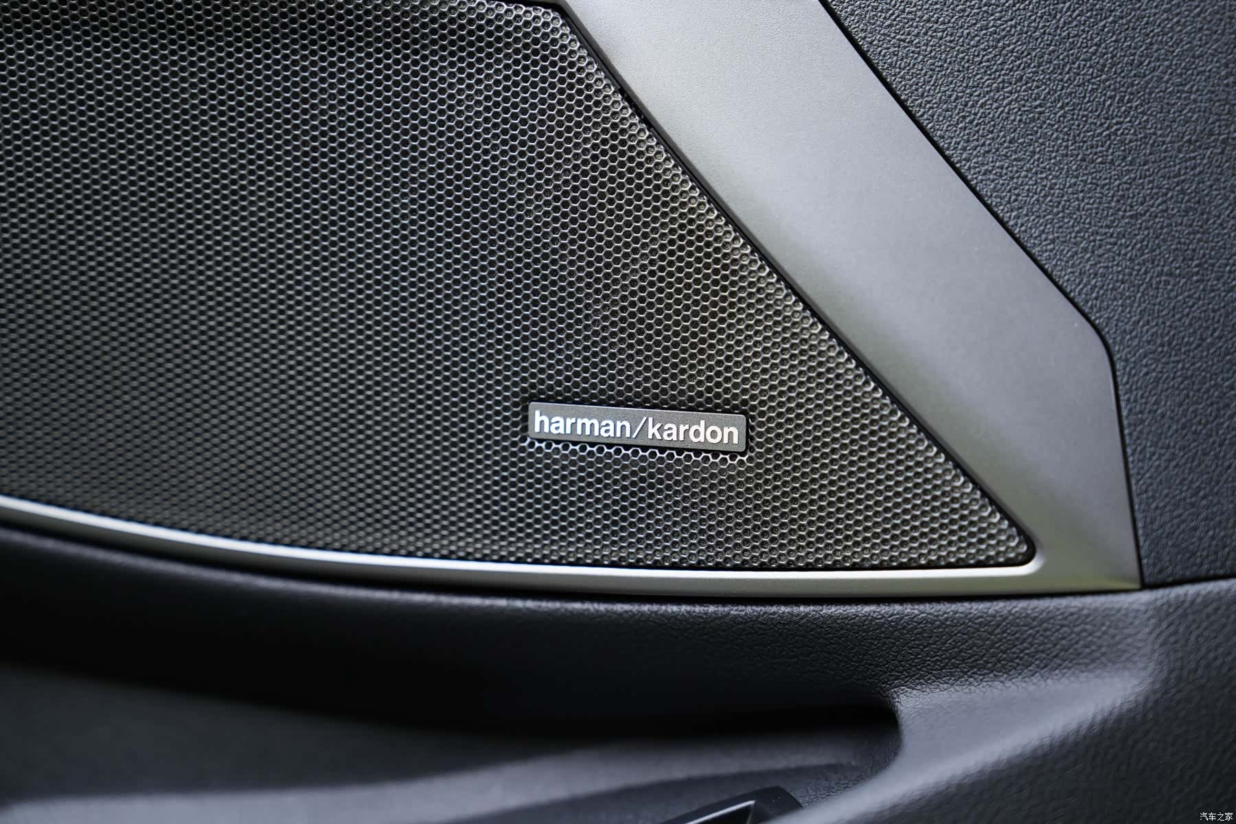 BMW M3, 2023 16