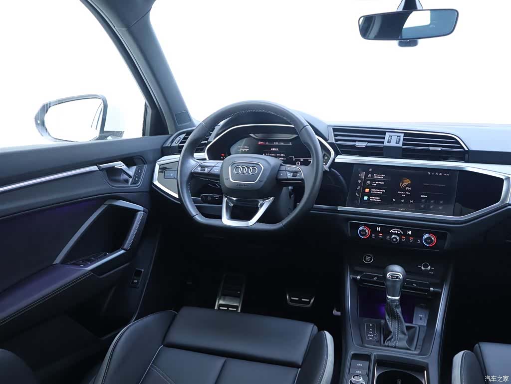 Audi Q3, 2024 14