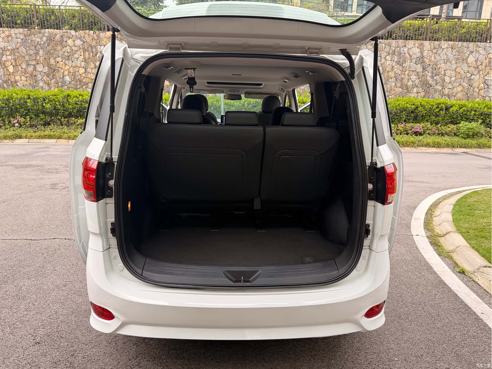 Maxus G10, 2019 35