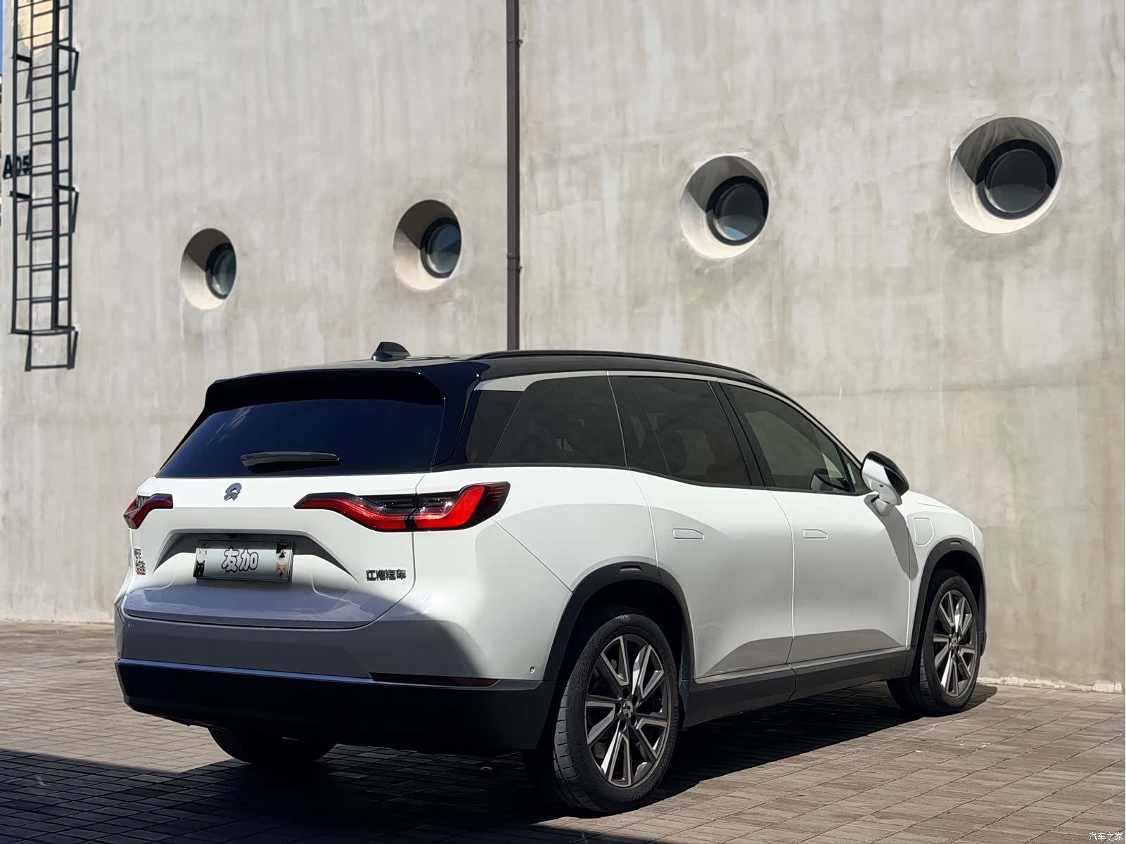 NIO ES8, 2021 7
